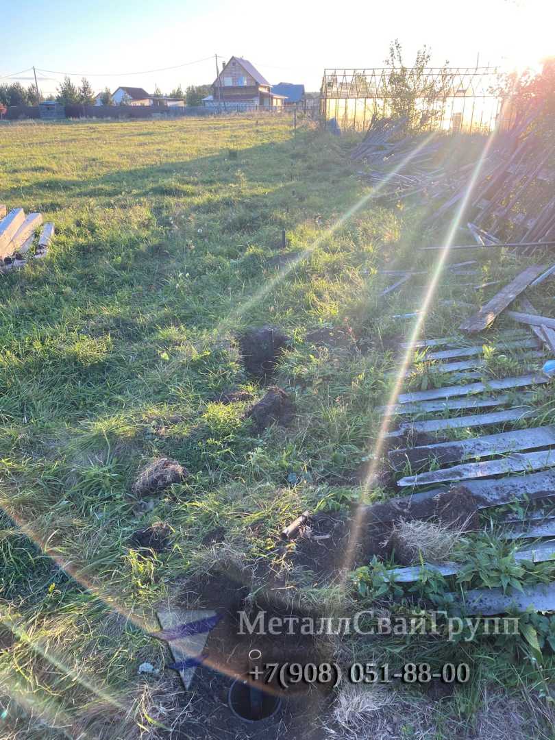 Сваи винтовые 89 для заборов с кирпичными столбами svai74.ru 5 — фото выполненных работ МеталлСвайГрупп